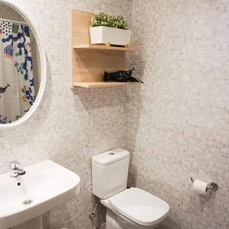 San Martin - Local Rentss Apartment *